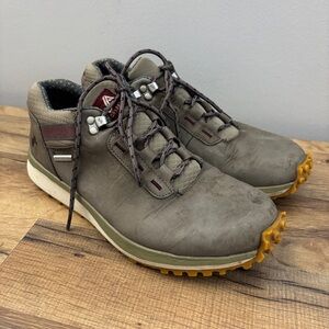 Forsake Range Low Timberwolf Womens Trail Sneaker Green Women’s